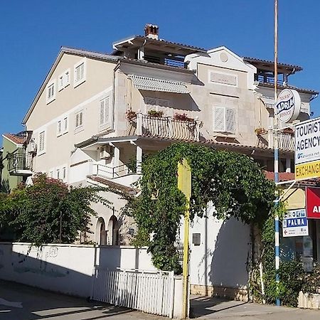 Rooms And Apartments Palma B&B メドゥリン エクステリア 写真