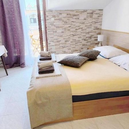 Rooms And Apartments Palma B&B メドゥリン エクステリア 写真