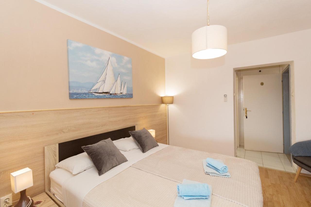 Rooms And Apartments Palma B&B メドゥリン エクステリア 写真