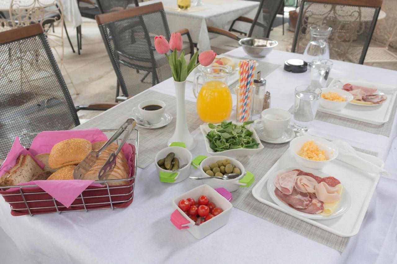 Rooms And Apartments Palma B&B メドゥリン エクステリア 写真
