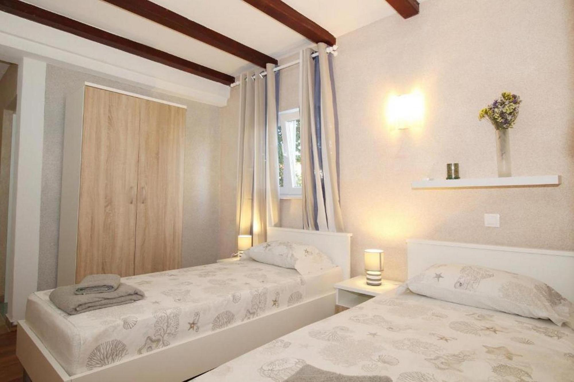 Rooms And Apartments Palma B&B メドゥリン エクステリア 写真