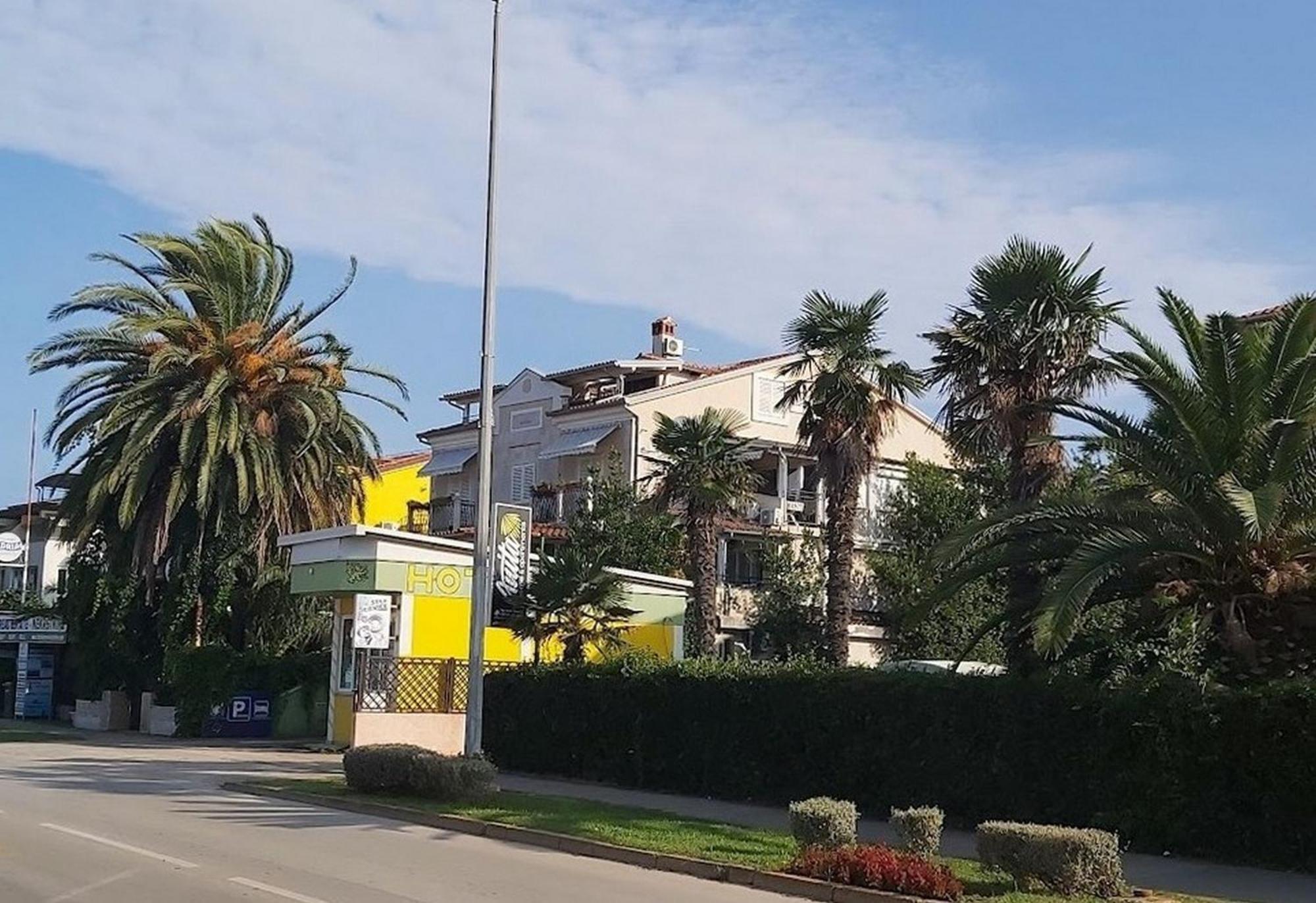 Rooms And Apartments Palma B&B メドゥリン エクステリア 写真